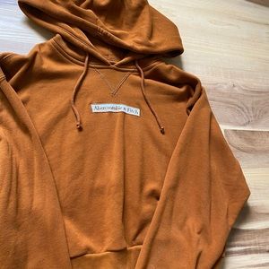 Abercrombie & Fitch cropped hoodie
